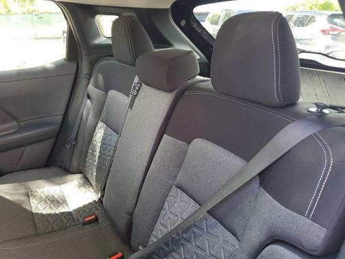 Super Black 2026 Nissan Kicks SV