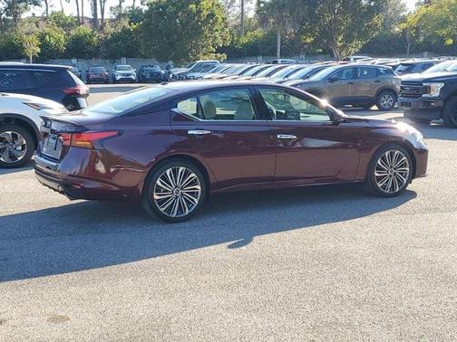 2023 Nissan Altima 2.5 SL