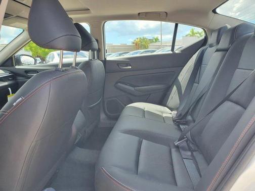 2025 Nissan Altima SR FWD