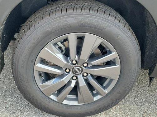 2025 Nissan Pathfinder SV FWD