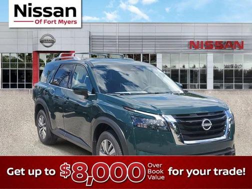 2025 Nissan Pathfinder SL FWD