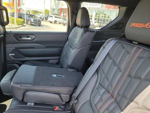 2025 Nissan Armada PRO-4X 4WD
