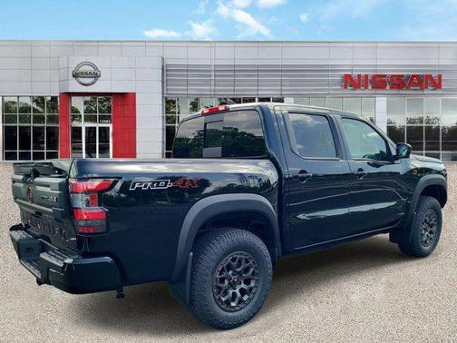 Super Black 2026 Nissan Frontier PRO-4X