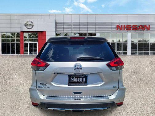 Brilliant Silver Metallic 2020 Nissan Rogue SV