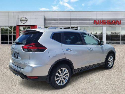 Brilliant Silver Metallic 2020 Nissan Rogue SV