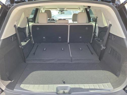 2025 Nissan Pathfinder SV FWD