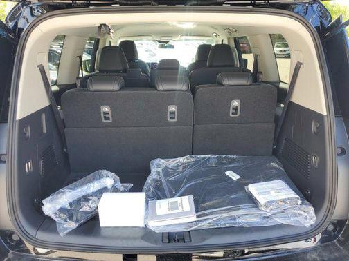 2026 Nissan Armada SV