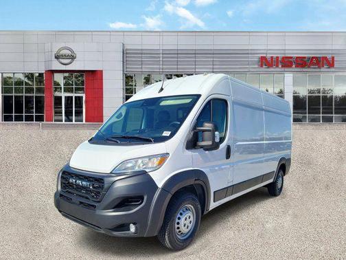 Bright White Clearcoat 2025 RAM ProMaster 2500 Tradesman