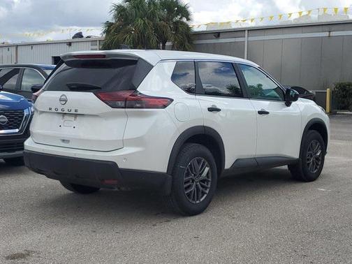 2025 Nissan Rogue S