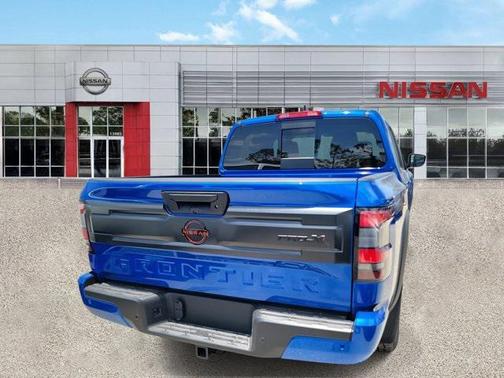 2025 Nissan Frontier PRO-X