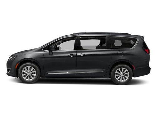 Granite Crystal Metallic Clearcoat 2017 Chrysler Pacifica Limited