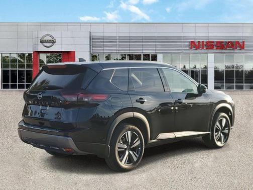 2025 Nissan Rogue SL