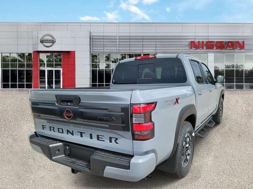 2025 Nissan Frontier PRO-X