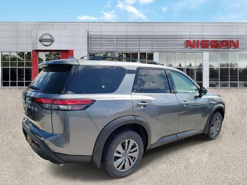 2025 Nissan Pathfinder SV FWD