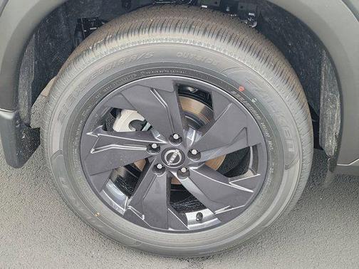 Gun Metallic 2026 Nissan Rogue SV