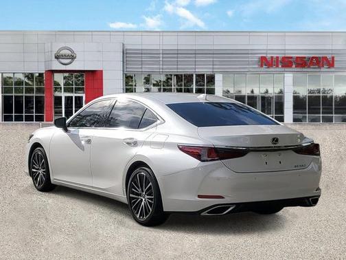 2025 Lexus ES 350 Base