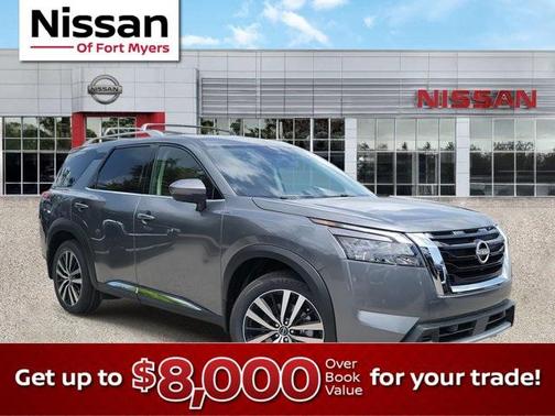 2025 Nissan Pathfinder Platinum FWD