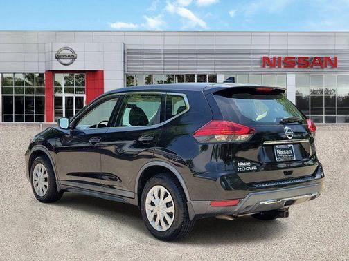 Magnetic Black 2017 Nissan Rogue S