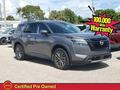 2024 Nissan Pathfinder SL FWD