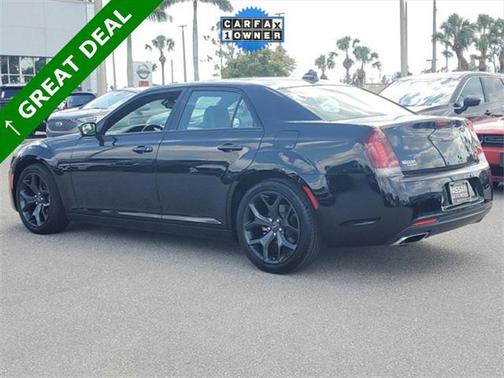 2023 Chrysler 300 S