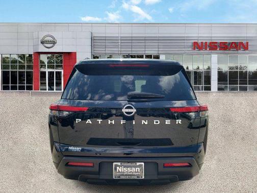 Super Black 2025 Nissan Pathfinder SV FWD