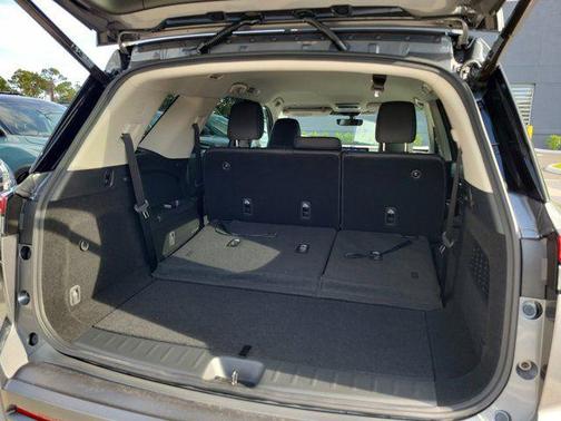 Gun Metallic 2026 Nissan Pathfinder SL