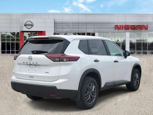 2025 Nissan Rogue S