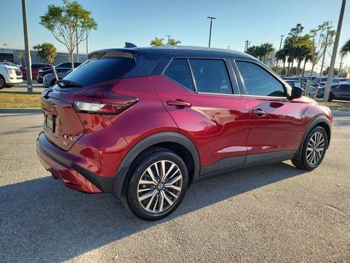 2021 Nissan Kicks SV