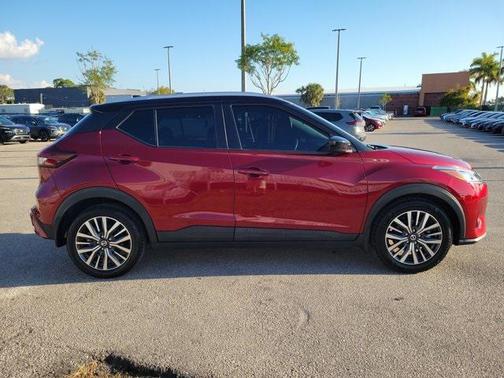 2021 Nissan Kicks SV