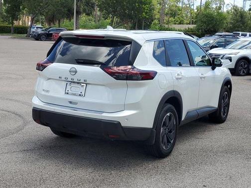 2025 Nissan Rogue SV