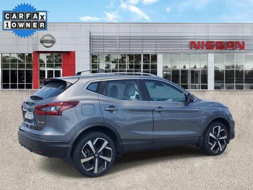 2020 Nissan Rogue Sport SL