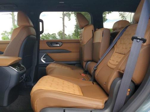 2026 Nissan Armada Platinum Reserve