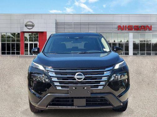 Super Black 2025 Nissan Rogue SV