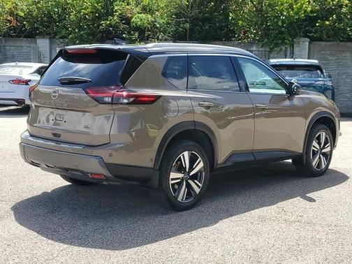 2025 Nissan Rogue SL