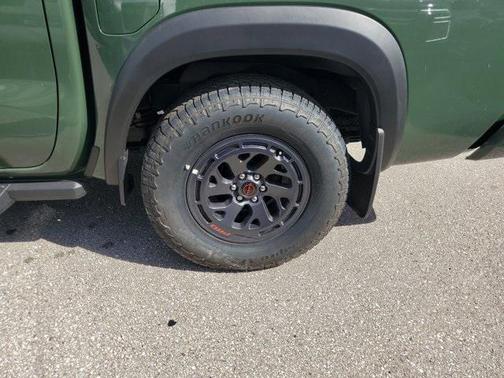 2025 Nissan Frontier PRO-X