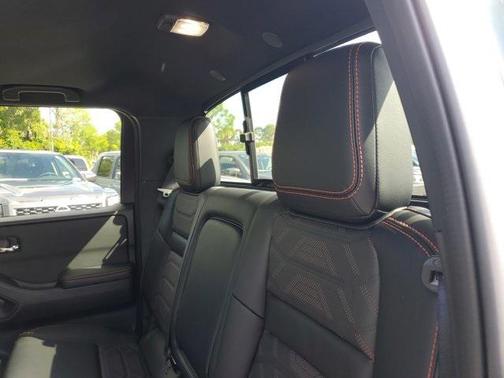 2025 Nissan Frontier PRO-X