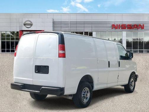 2021 GMC Savana 2500 Work Van