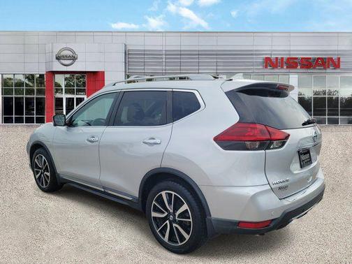 Brilliant Silver Metallic 2019 Nissan Rogue SL