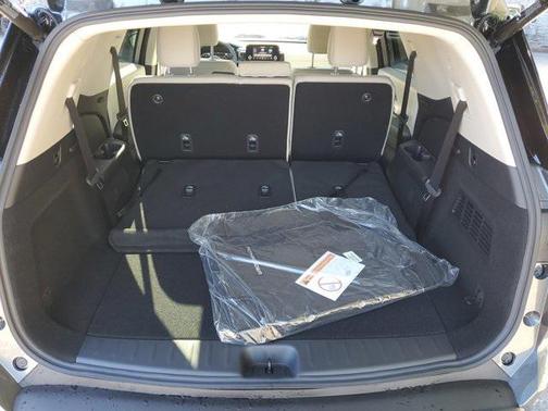 2025 Nissan Pathfinder SV FWD