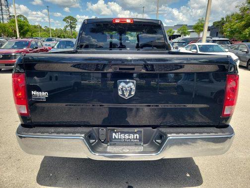 Diamond Black Crystal Pearlcoat 2024 RAM 1500 Classic SLT