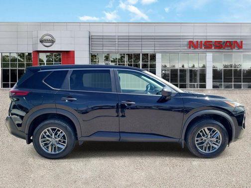 Super Black 2023 Nissan Rogue S