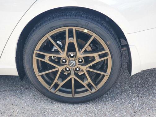 2025 Nissan Altima SR FWD