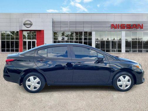 Super Black 2024 Nissan Versa 1.6 S