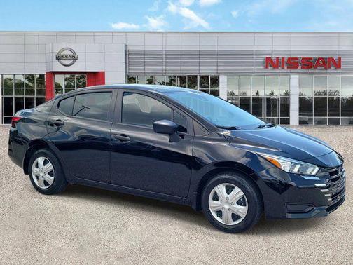Super Black 2024 Nissan Versa 1.6 S