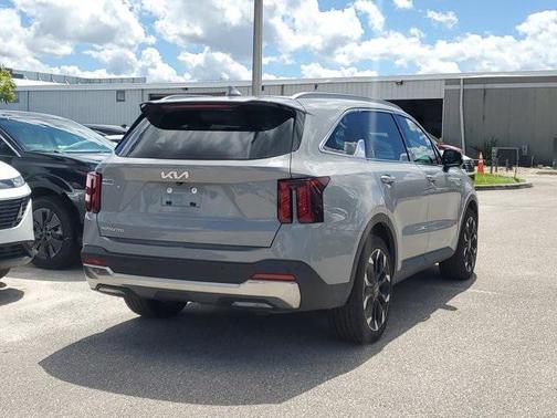 2024 Kia Sorento SX