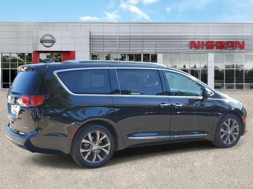 2019 Chrysler Pacifica Limited