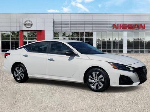 2024 Nissan Altima S FWD