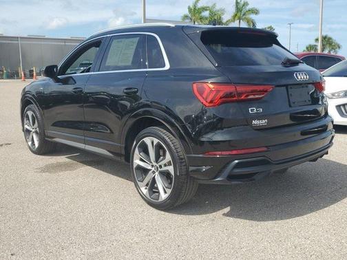 2020 Audi Q3 45 S line Prestige