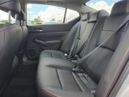 2025 Nissan Altima SR FWD