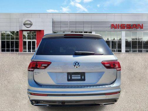 Silver Metallic 2021 Volkswagen Tiguan 2.0T SE R-Line Black
